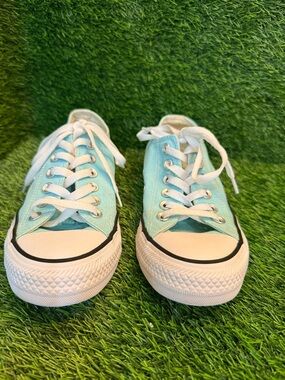 Converse unisex Light Aqua Canvas Sneakers with White Laces NEW size m 5.0 w 7.0